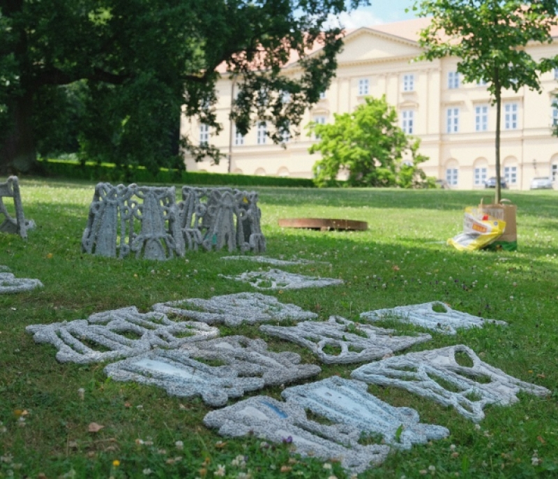 Exteriérové výtvarné instalace, Gabriela Vovsová - Vertikála I., foto Tomáš Znamenáček